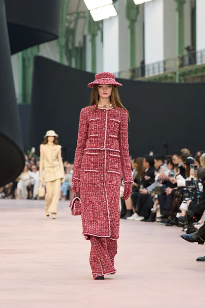 Look 22
